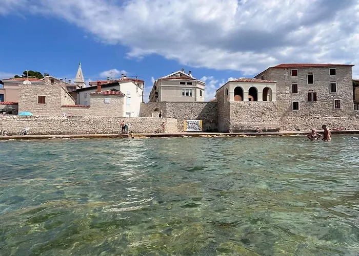 The House - 20m From The Appartamento Novigrad Istria