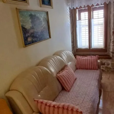 Lägenhet The House - 20m From The Novigrad Istria