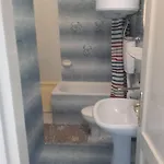 The House - 20m From The Apartament *