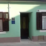 The House - 20m From The * Novigrad (Istria)